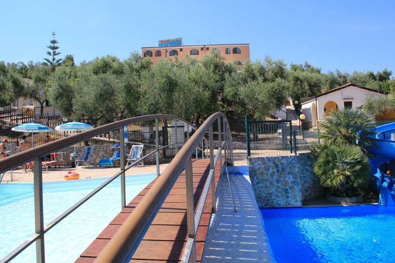 Villaggio Mare Blu Vieste Buitenkant foto