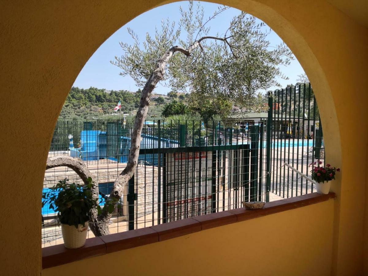 Villaggio Mare Blu Vieste Buitenkant foto