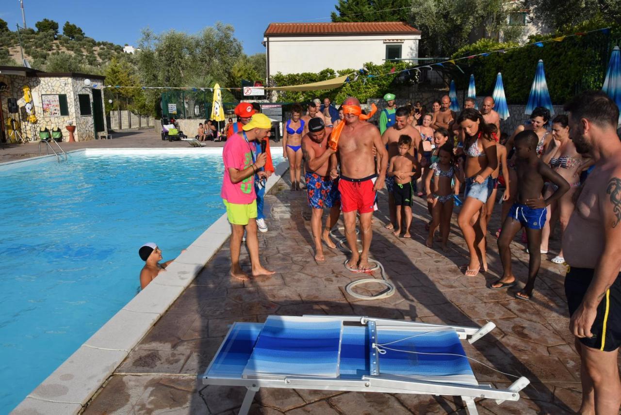 Villaggio Mare Blu Vieste Buitenkant foto
